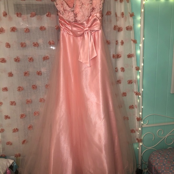 Prom dress - Picture 5 of 5